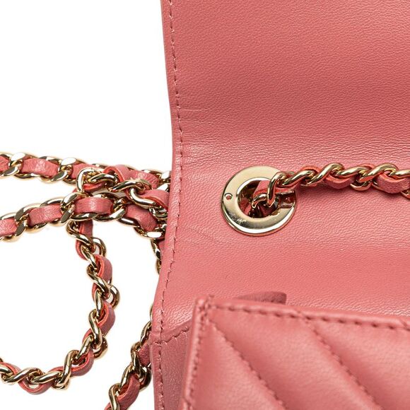 Chanel Mini Chevron Lambskin Trendy Cc Chain Wallet - Picture 10 of 10